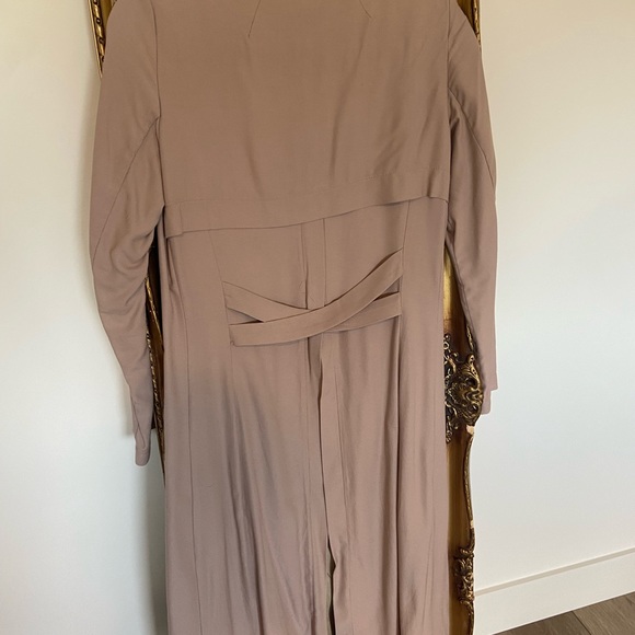 Dynamite Cover - Picture 3 of 3